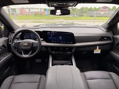 2026 Chevrolet Suburban — photo 31 view