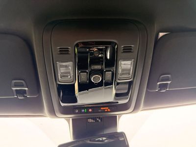 2026 Chevrolet Suburban — photo 26 view