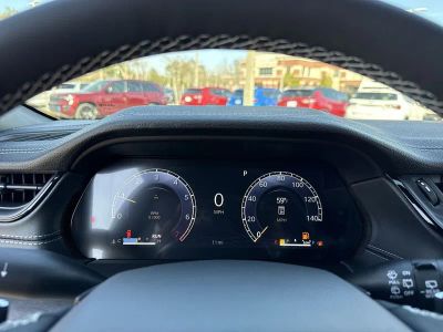2026 Jeep Grand Cherokee — photo 17 view