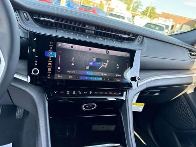 2026 Jeep Grand Cherokee — photo 21 view