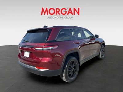 2026 Jeep Grand Cherokee — side profile view
