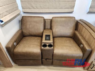 2024 Keystone RV Arcadia Super Lite - Photo 33