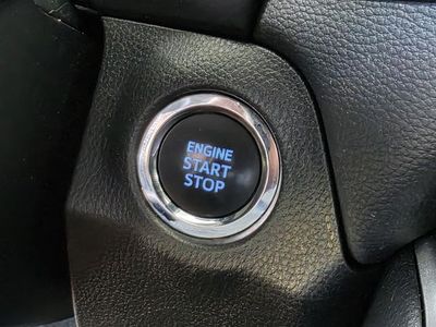 2022 Toyota RAV4 - Photo 19