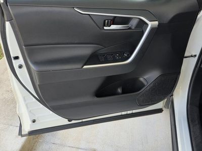 2022 Toyota RAV4 - Photo 30