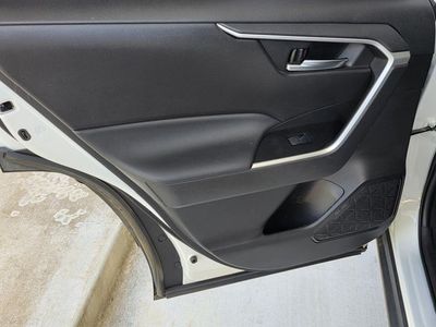 2022 Toyota RAV4 - Photo 31