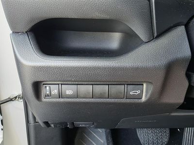 2022 Toyota RAV4 - Photo 23