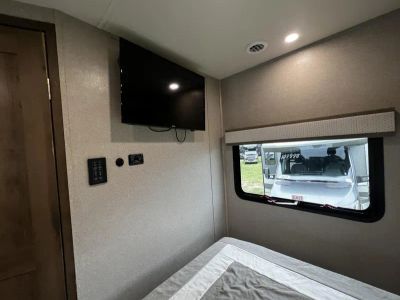 2021 Dynamax ISATA - Photo 18