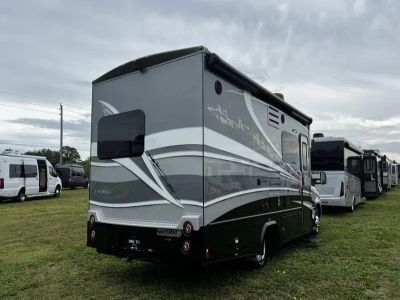 2021 Dynamax ISATA - Photo 31