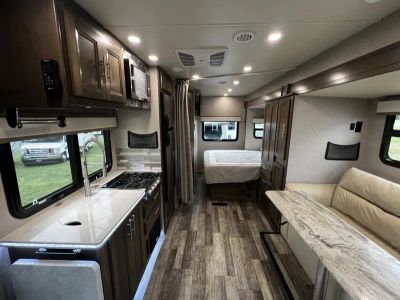 2021 Dynamax ISATA - Photo 5