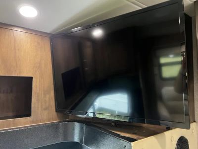 2021 Dynamax ISATA - Photo 28