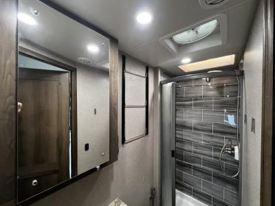 2021 Dynamax ISATA - Photo 21