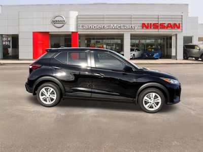 2025 Nissan Kicks Play - Photo 2