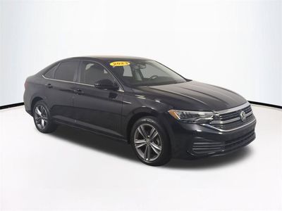 2023 Volkswagen Jetta - Photo 2