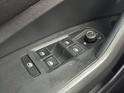 2023 Volkswagen Jetta - Photo 28