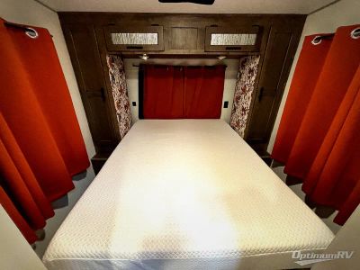 2021 Venture RV Sonic — photo 15 view