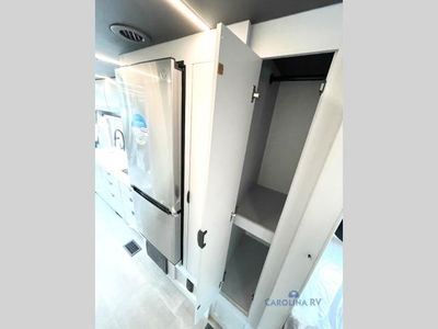 2026 Coachmen Euro - Photo 11