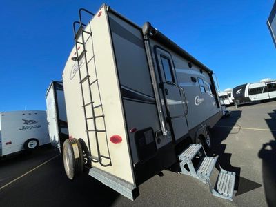 2018 Keystone RV Cougar X-lite - Photo 4