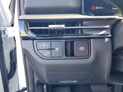 2026 Kia Sportage — photo 10 view