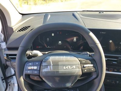 2026 Kia Sportage — photo 13 view