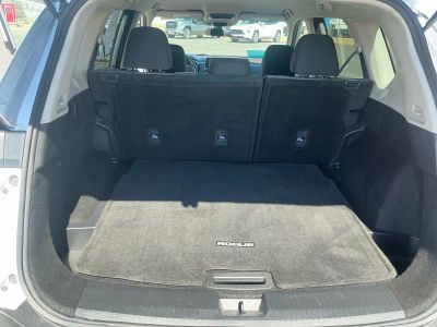2023 Nissan Rogue — photo 17 view
