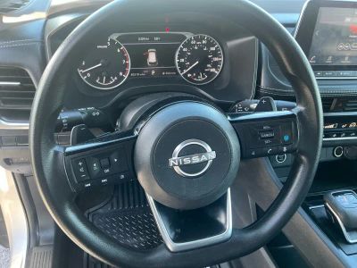 2023 Nissan Rogue — photo 13 view