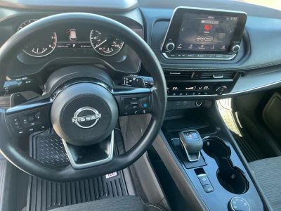2023 Nissan Rogue — photo 14 view