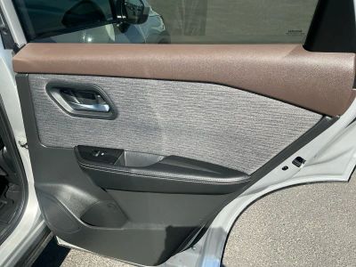 2023 Nissan Rogue — photo 19 view