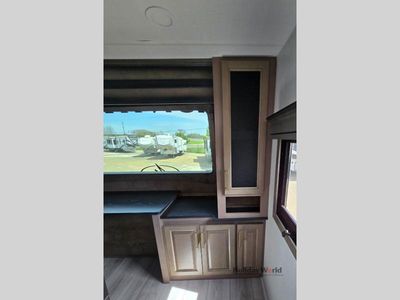 2025 Keystone Montana - Photo 10