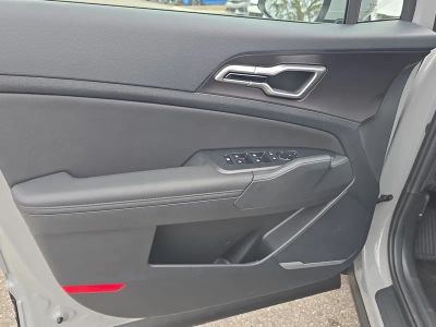 2026 Kia Sportage — photo 18 view