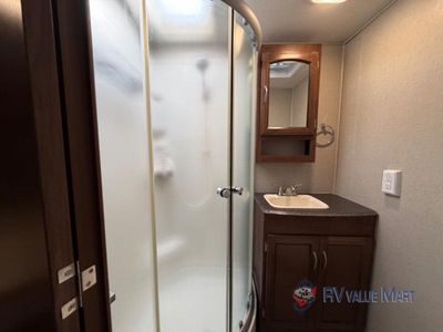 2017 Coachmen RV Freedom Express - Photo 21