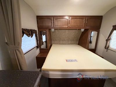 2017 Coachmen RV Freedom Express - Photo 19