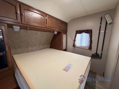 2017 Coachmen RV Freedom Express - Photo 20