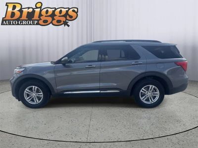 2022 Ford Explorer — side profile view