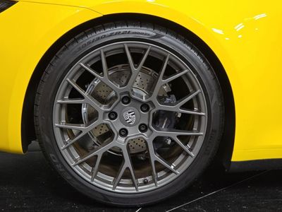2024 Porsche 911 - Photo 29
