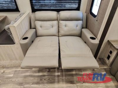 2023 Forest River RV Cardinal RED - Photo 35