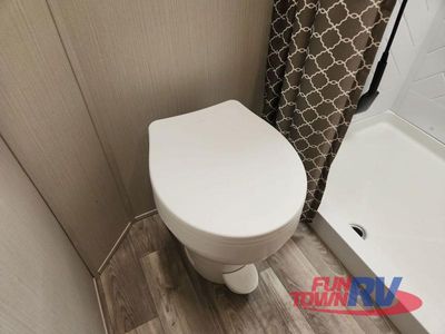 2023 Forest River RV Cardinal RED - Photo 44