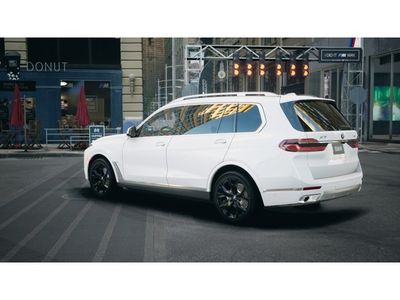 2026 BMW X7 - Photo 2