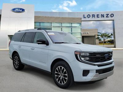 2025 Ford Expedition — rear three-quarter view