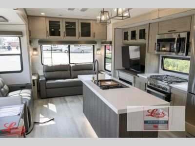 2026 Influence 2903RL - Photo 11