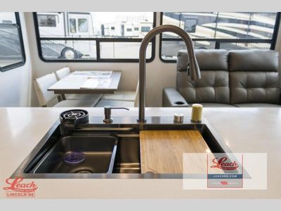 2026 Influence 2903RL - Photo 14