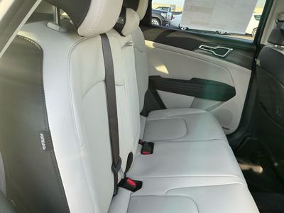 2026 Kia Sportage Hybrid - Photo 8
