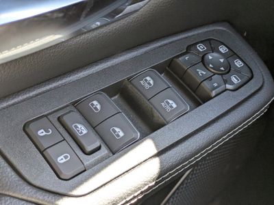 2026 Ram 1500 — photo 20 view