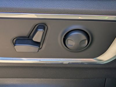 2026 Ram 1500 — photo 17 view
