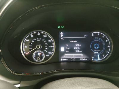 2025 Genesis GV70 - Photo 14