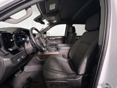 2023 Chevrolet Silverado 1500 — photo 12 view