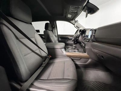 2023 Chevrolet Silverado 1500 — photo 27 view