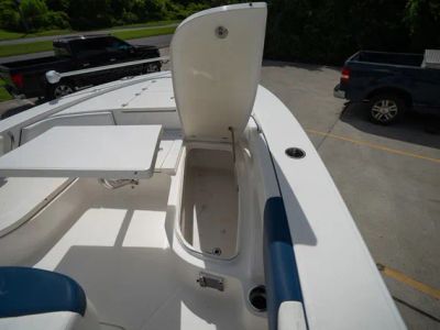 2018 Robalo 246 Cayman — photo 28 view