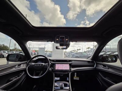 2026 Jeep Grand Cherokee — photo 10 view