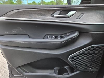 2026 Jeep Grand Cherokee — photo 15 view
