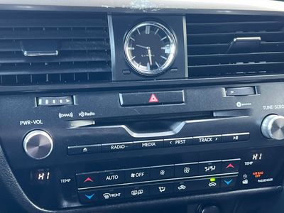 2017 Lexus RX - Photo 22